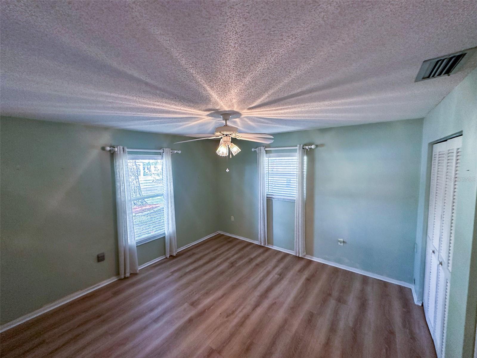 UNIVERSITY PINES - Residential