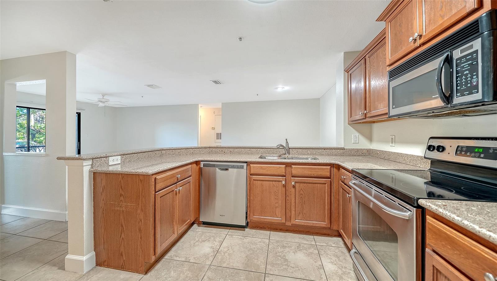 VINTAGE GRAND - Residential