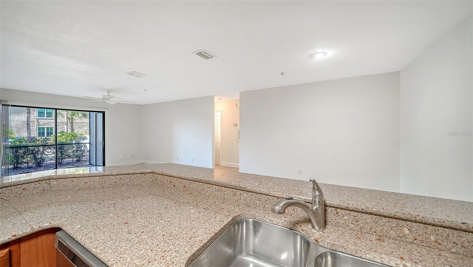 VINTAGE GRAND - Residential