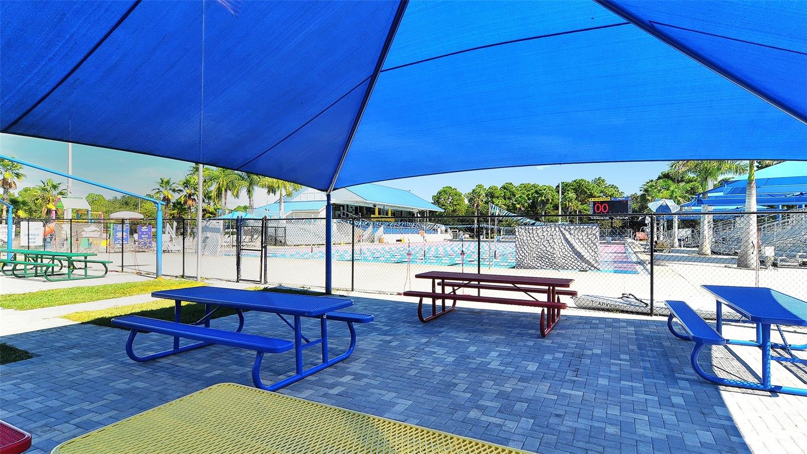 VINTAGE GRAND - Residential