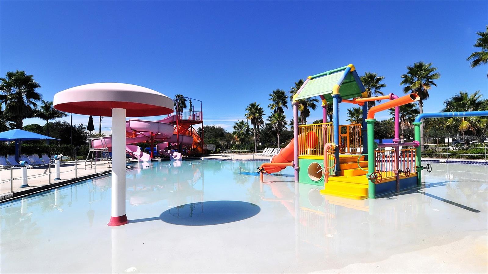 VINTAGE GRAND - Residential