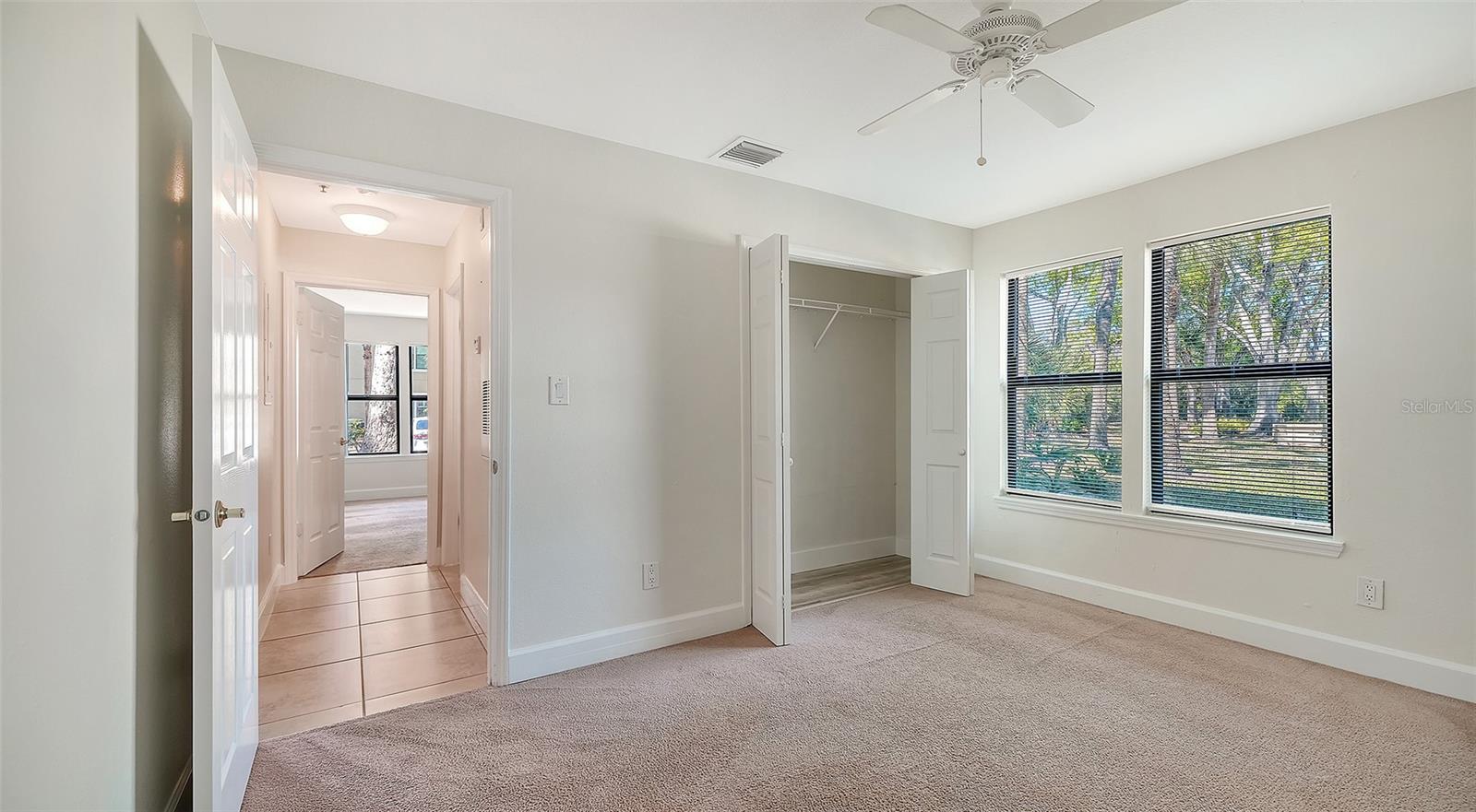 VINTAGE GRAND - Residential