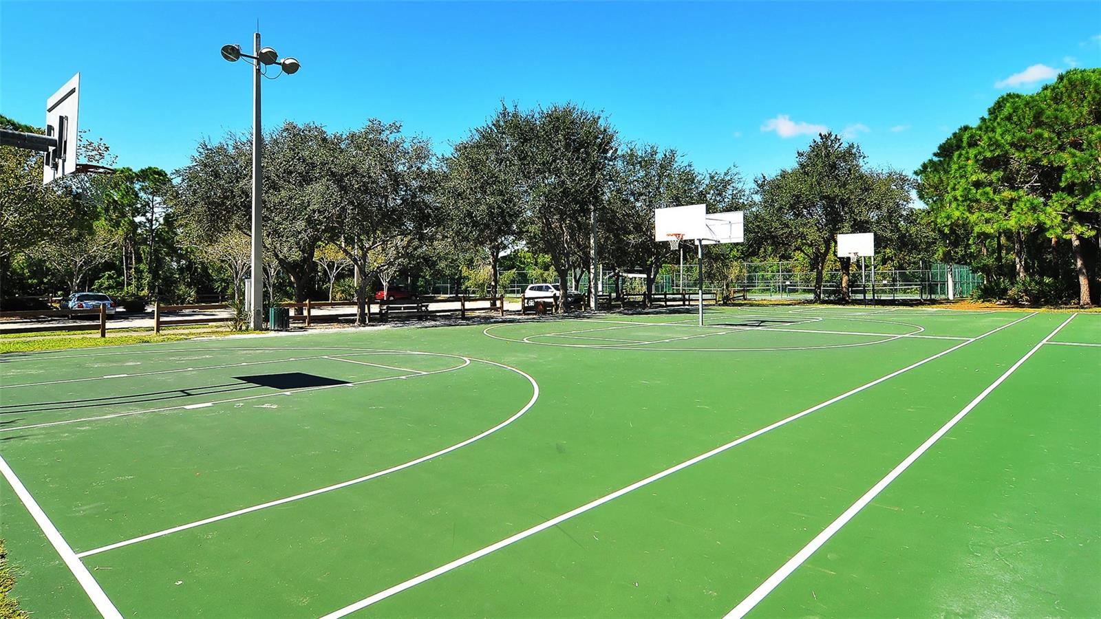 VINTAGE GRAND - Residential