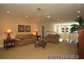 Peninsula Ave - Residential