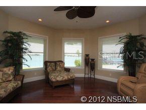 Peninsula Ave - Residential