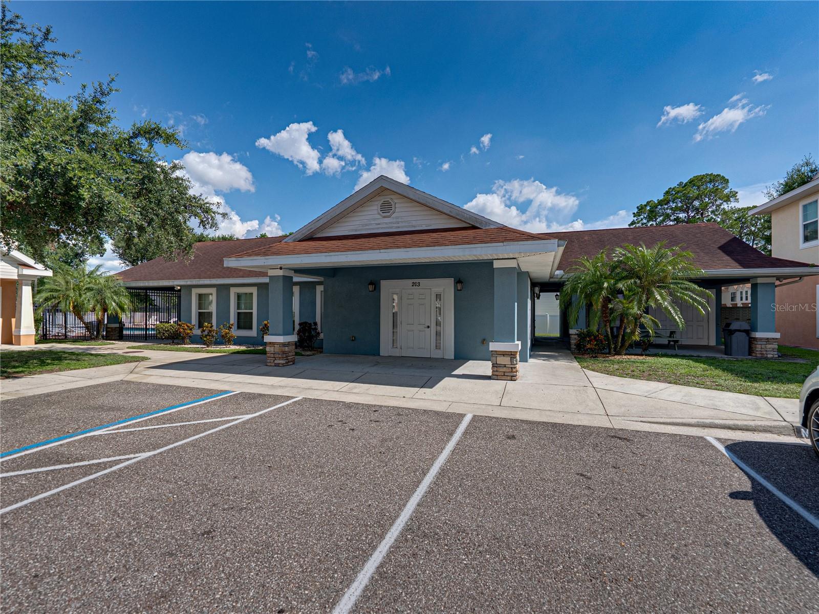 ALEXANDER WOODS TWNHMS - Residential