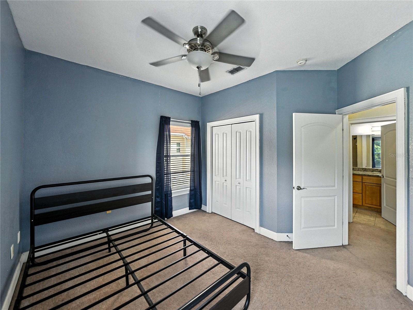 ALEXANDER WOODS TWNHMS - Residential