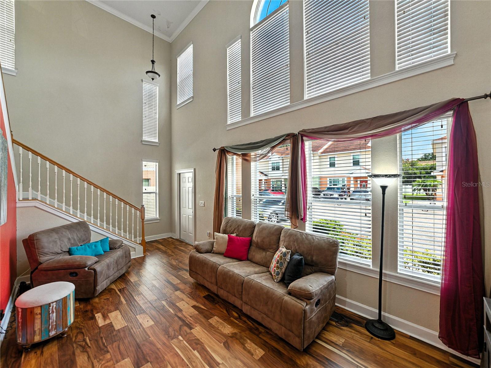 ALEXANDER WOODS TWNHMS - Residential