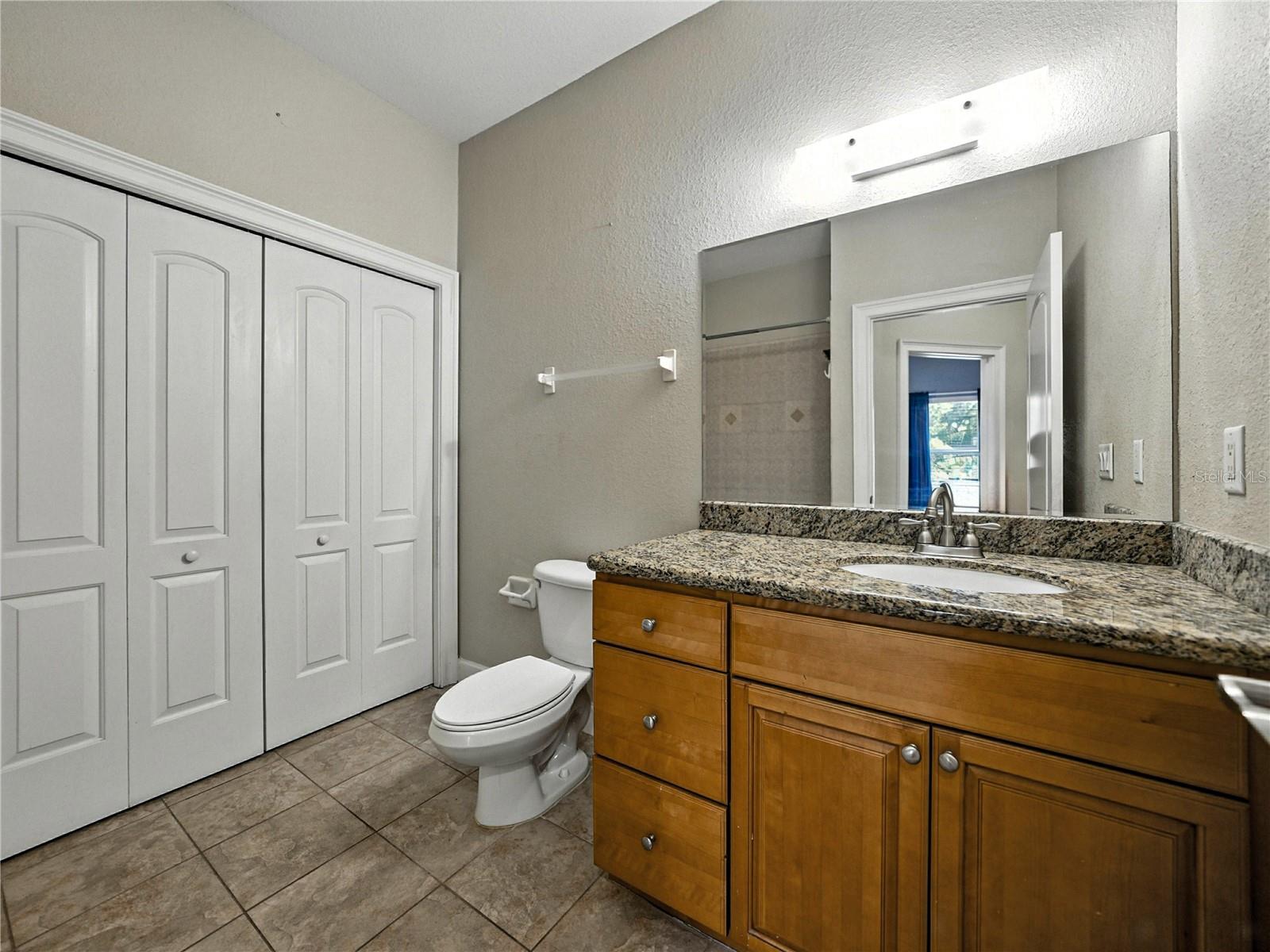 ALEXANDER WOODS TWNHMS - Residential