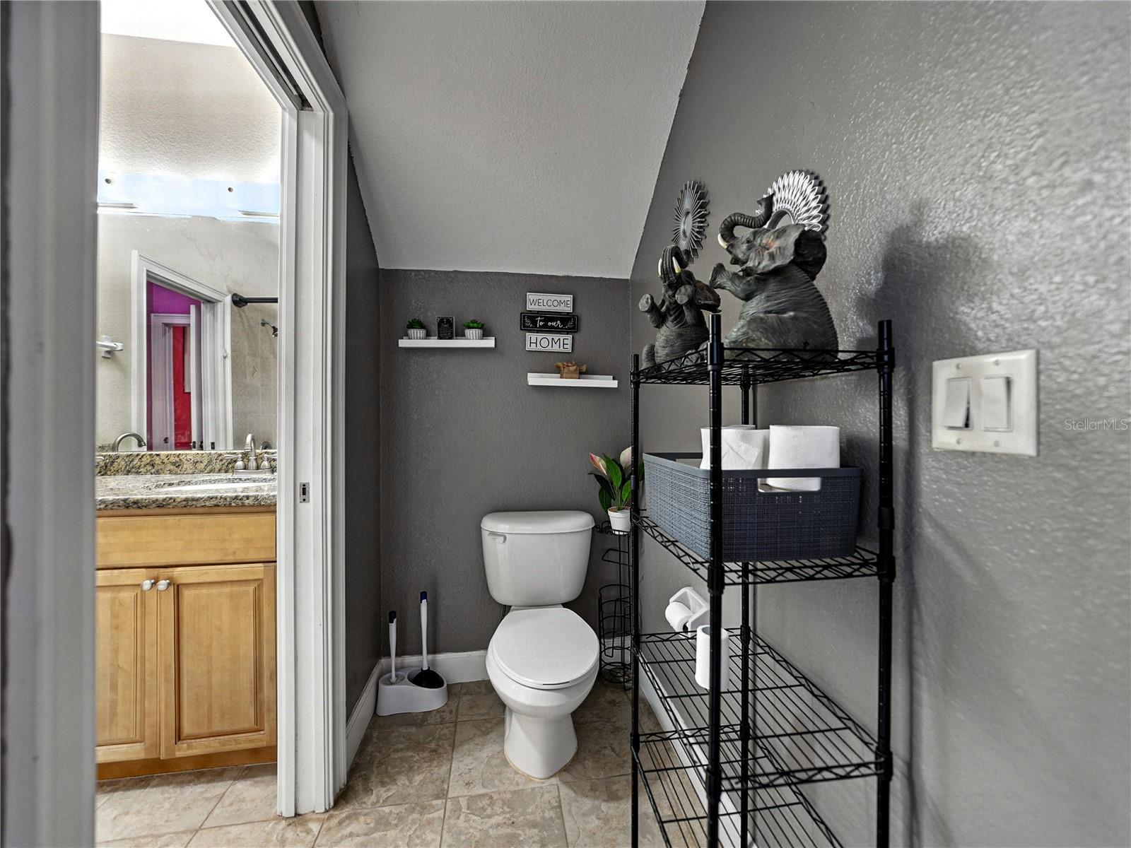 ALEXANDER WOODS TWNHMS - Residential