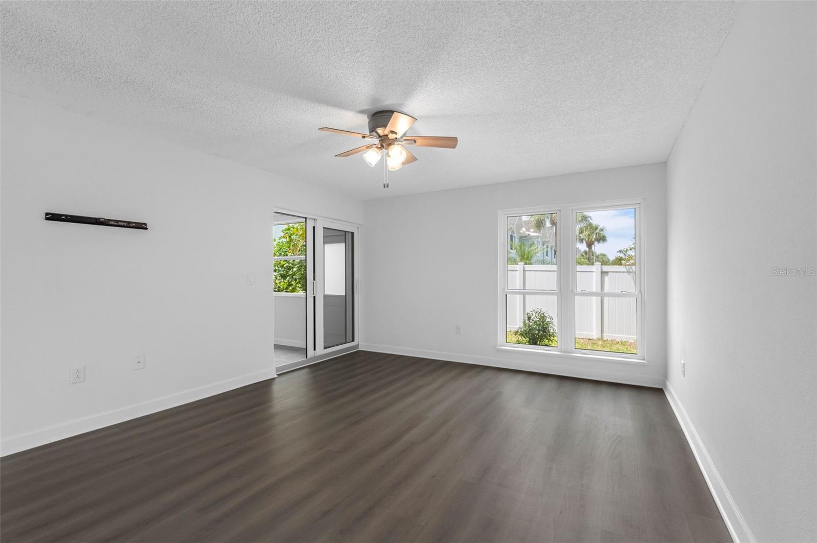 WINDRUSH COVE PH 1 CONDO - Residential
