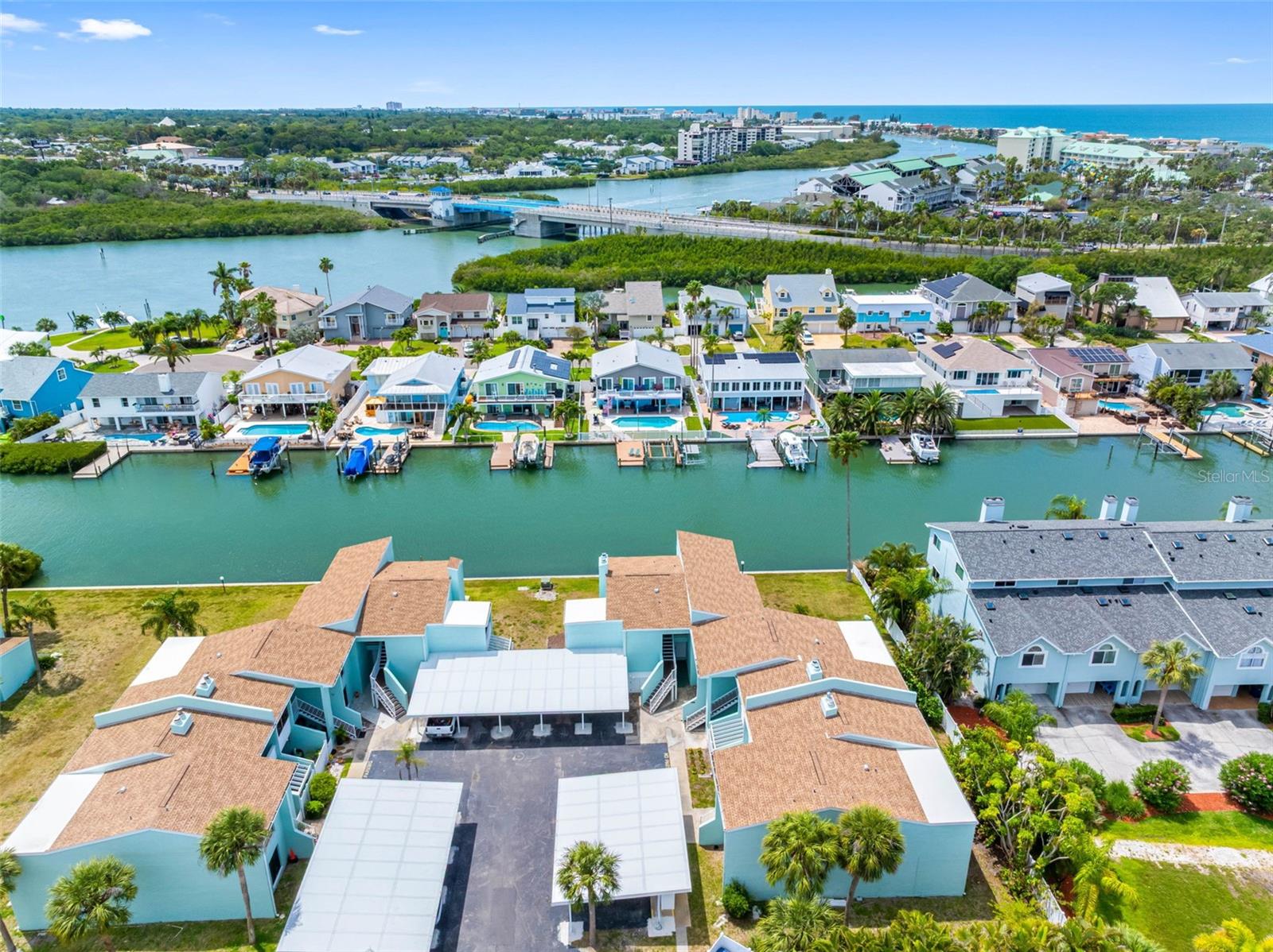 WINDRUSH COVE PH 1 CONDO - Residential
