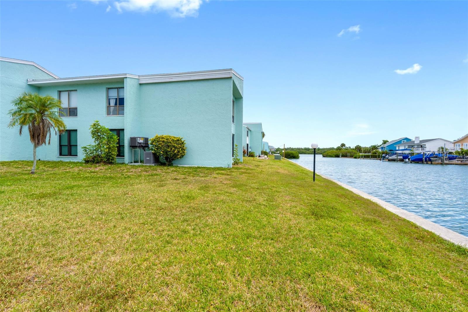 WINDRUSH COVE PH 1 CONDO - Residential