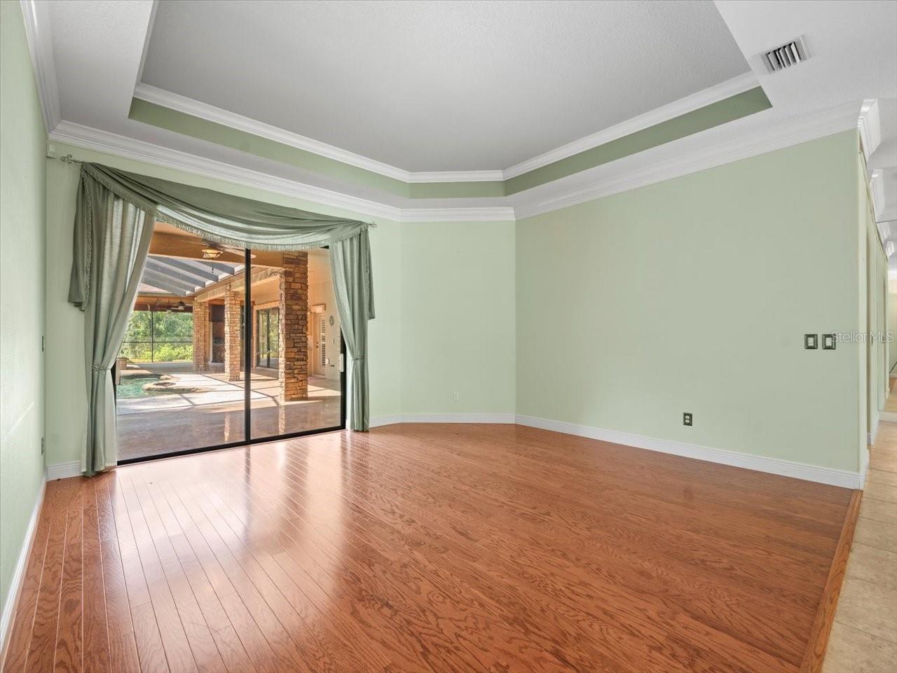 PINE CREST ESTATES - Residential