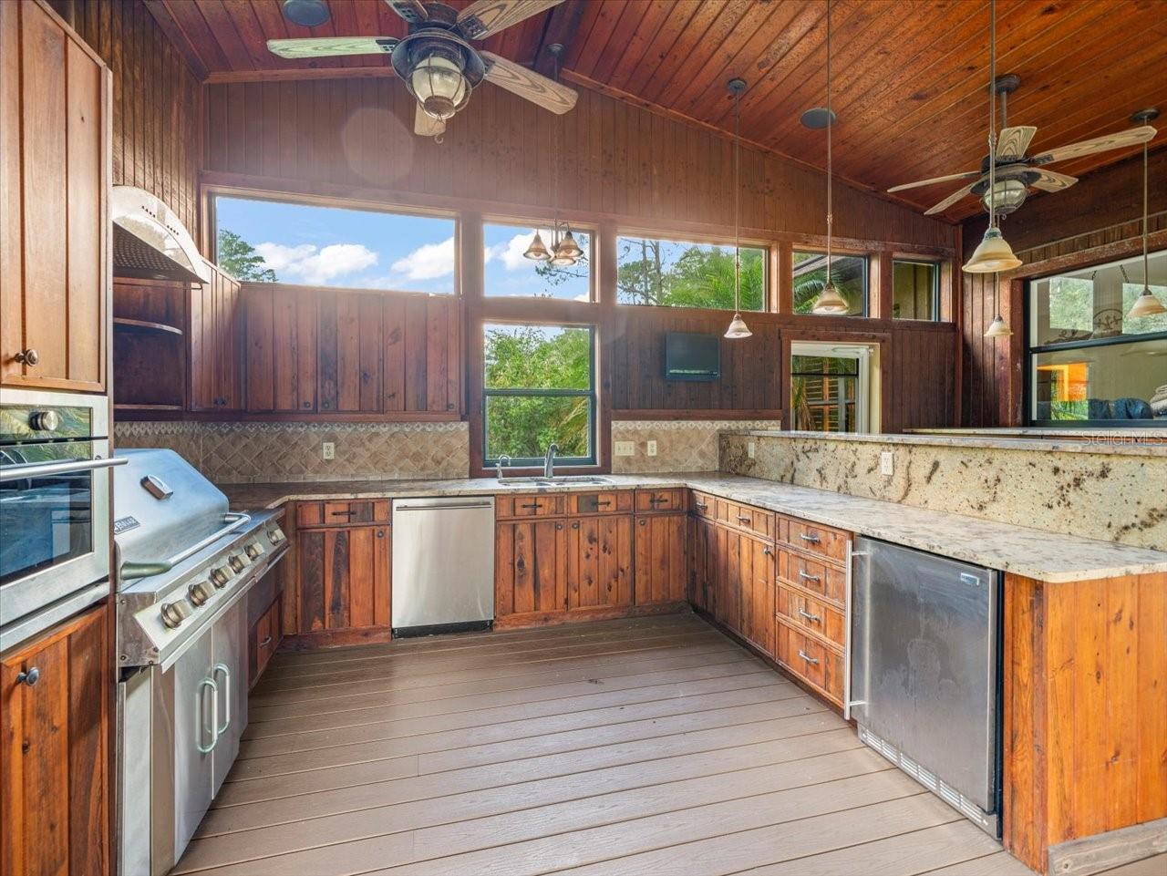 PINE CREST ESTATES - Residential