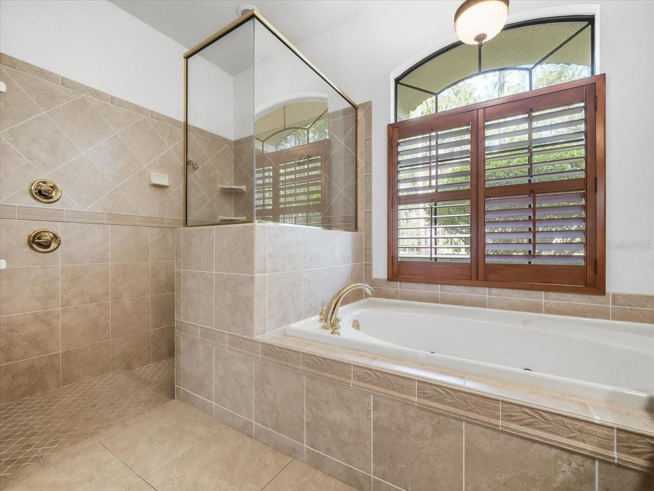 PINE CREST ESTATES - Residential