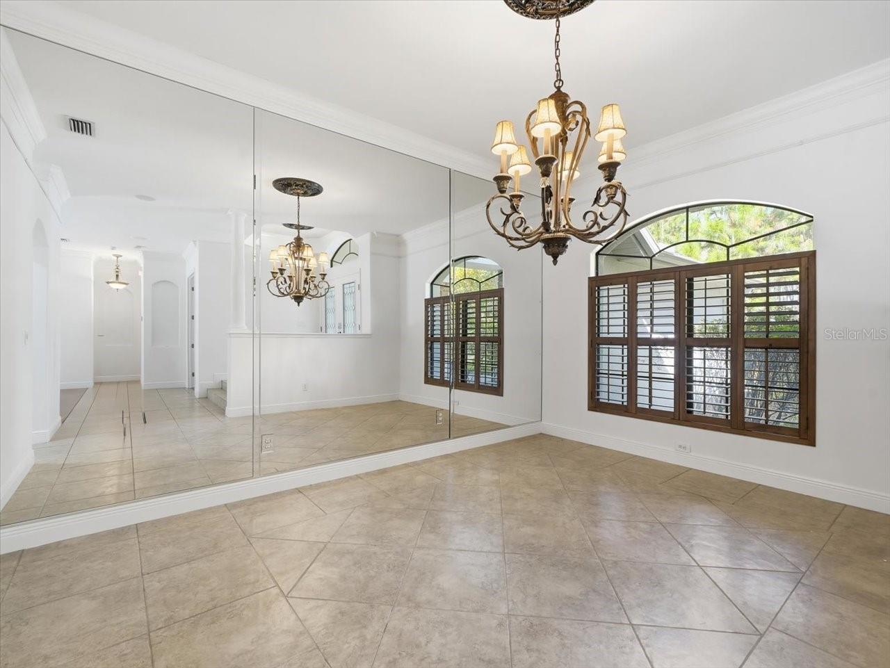 PINE CREST ESTATES - Residential