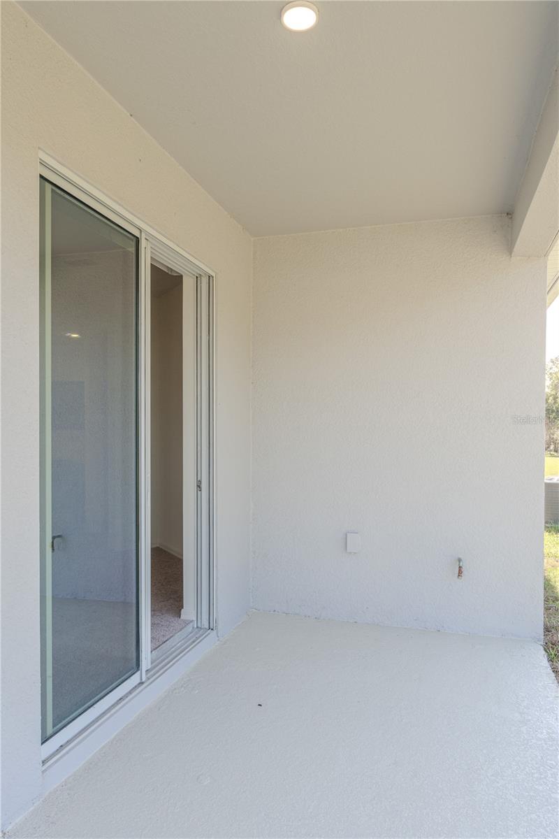 SILVER LAKE ESTATES - Residential Lease