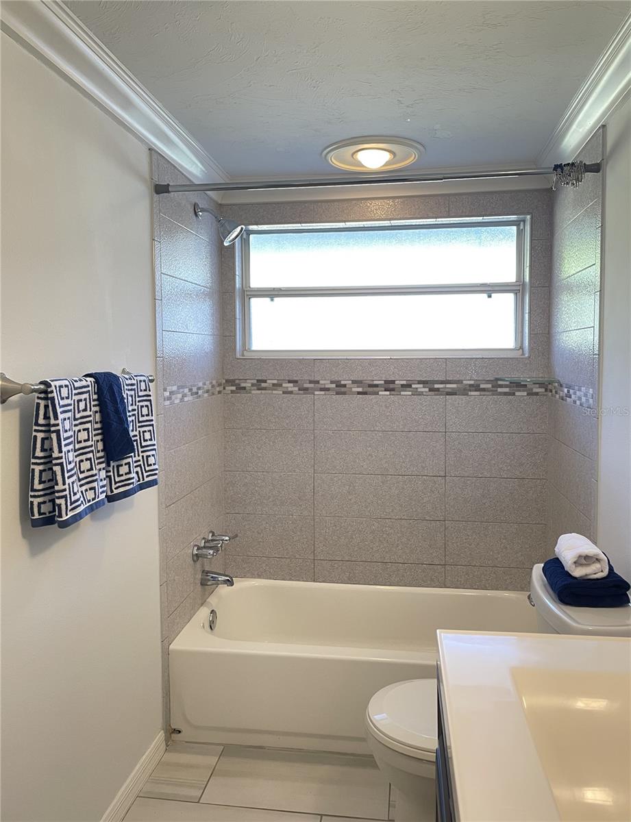 GULF GATE - Residential Lease