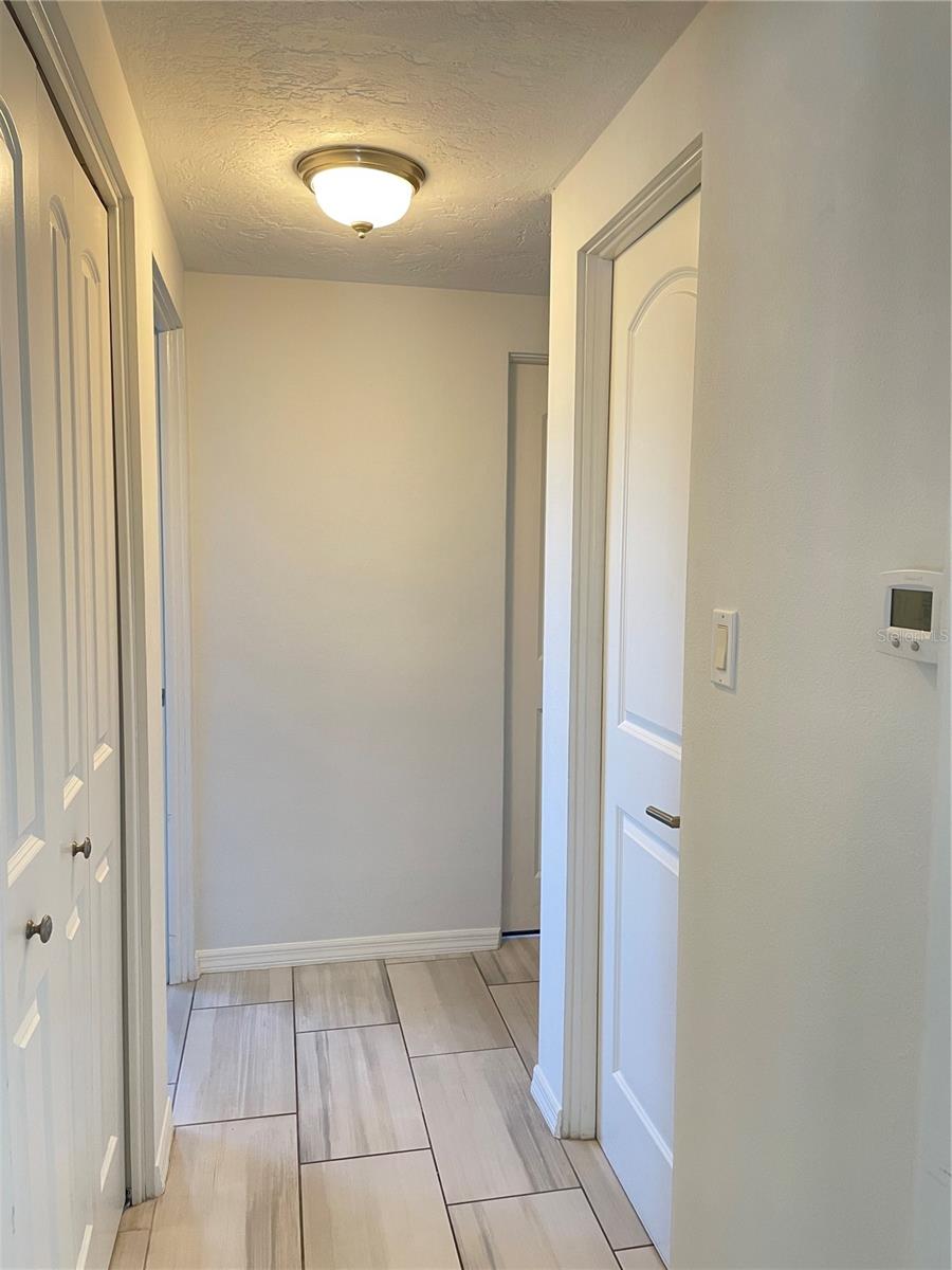 GULF GATE - Residential Lease