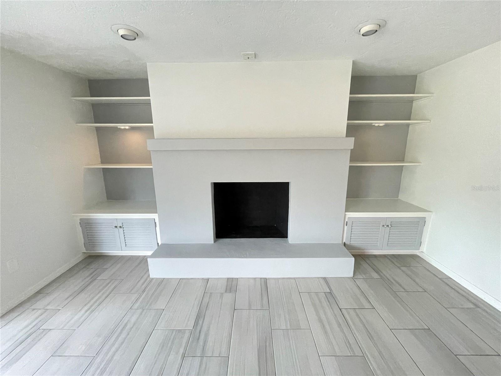 GULF GATE - Residential Lease