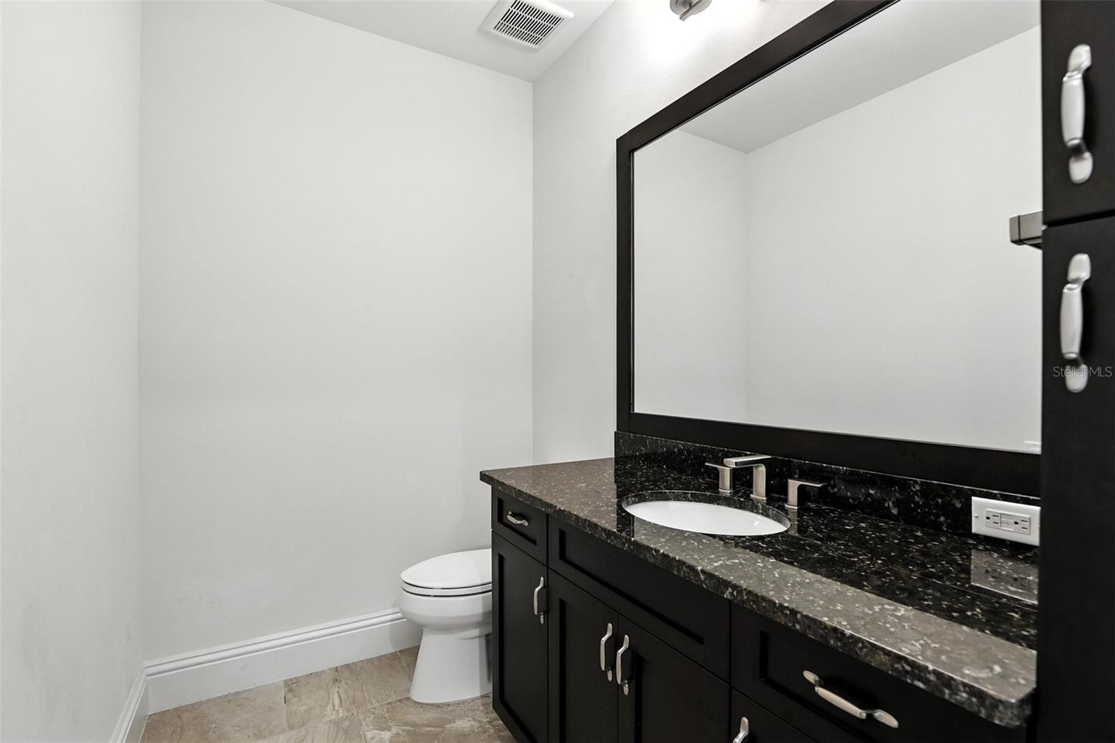 CASA DEL LAGO REP - Residential