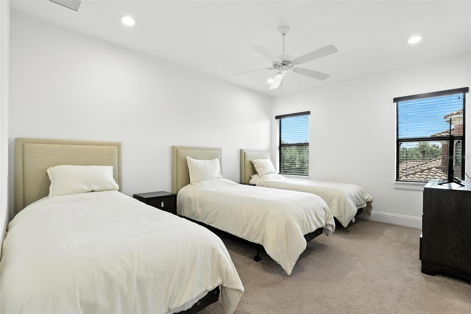 CASA DEL LAGO REP - Residential