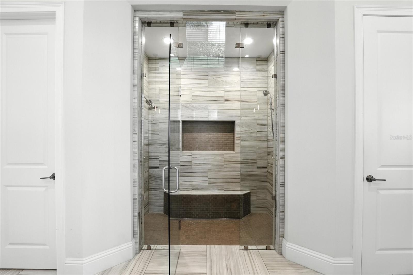 CASA DEL LAGO REP - Residential