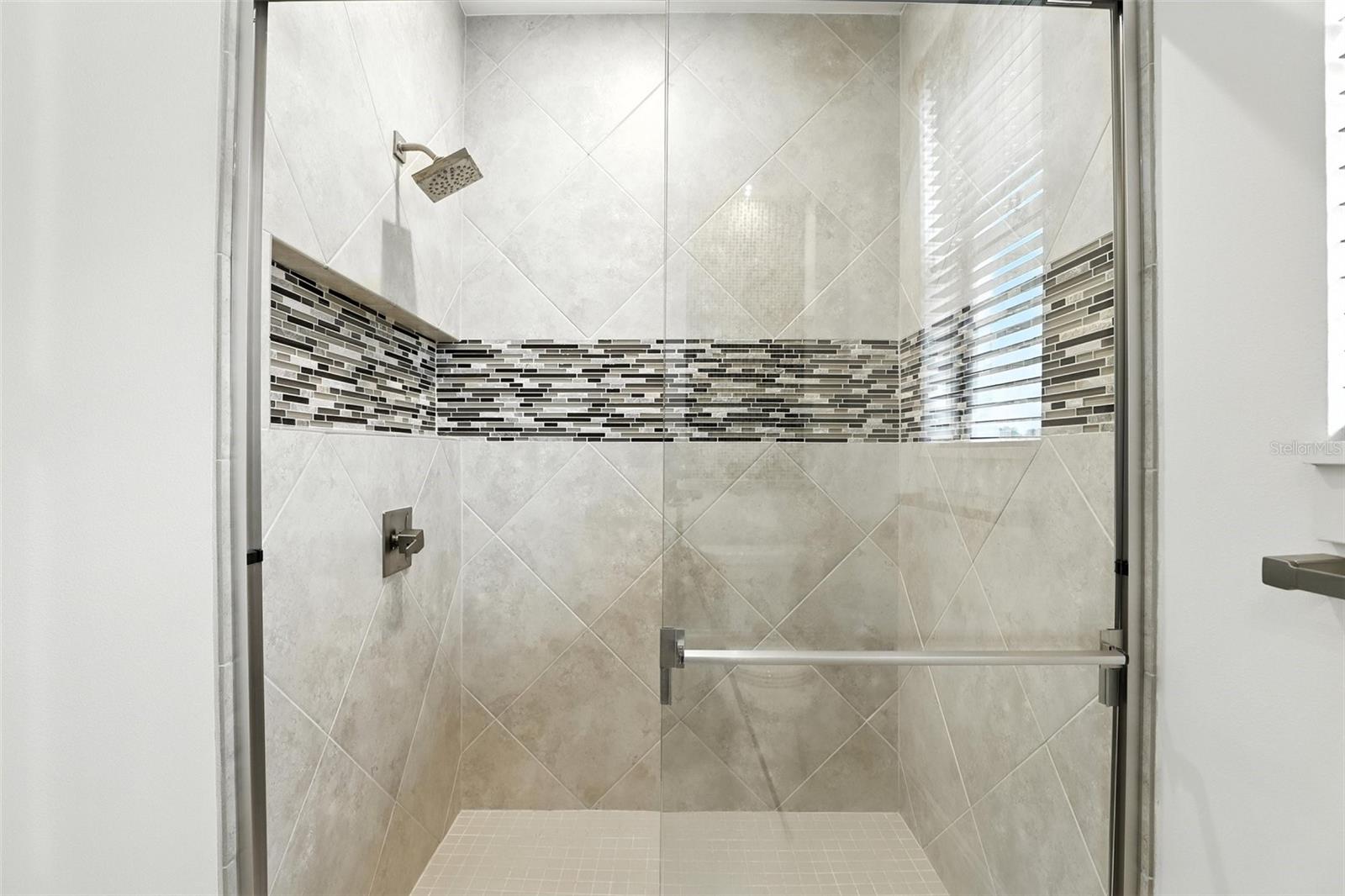 CASA DEL LAGO REP - Residential