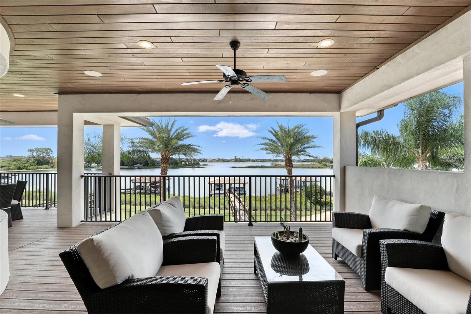 CASA DEL LAGO REP - Residential