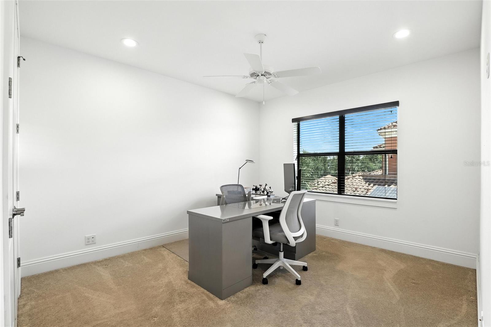 CASA DEL LAGO REP - Residential