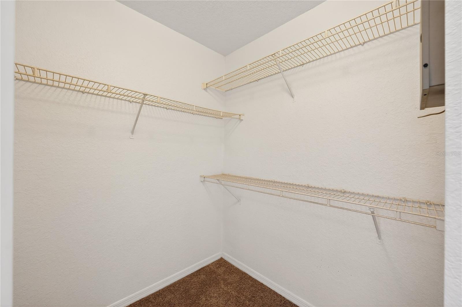 SANDLAKE PRIVATE RESIDENCES CONDO - Residential