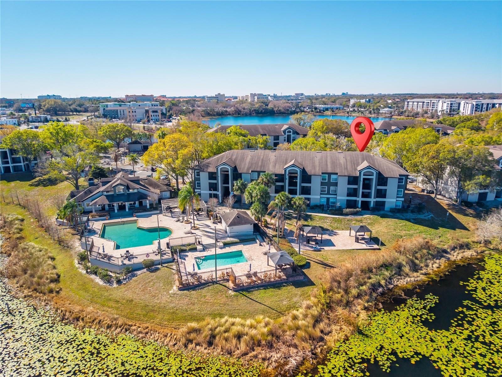 SANDLAKE PRIVATE RESIDENCES CONDO - Residential