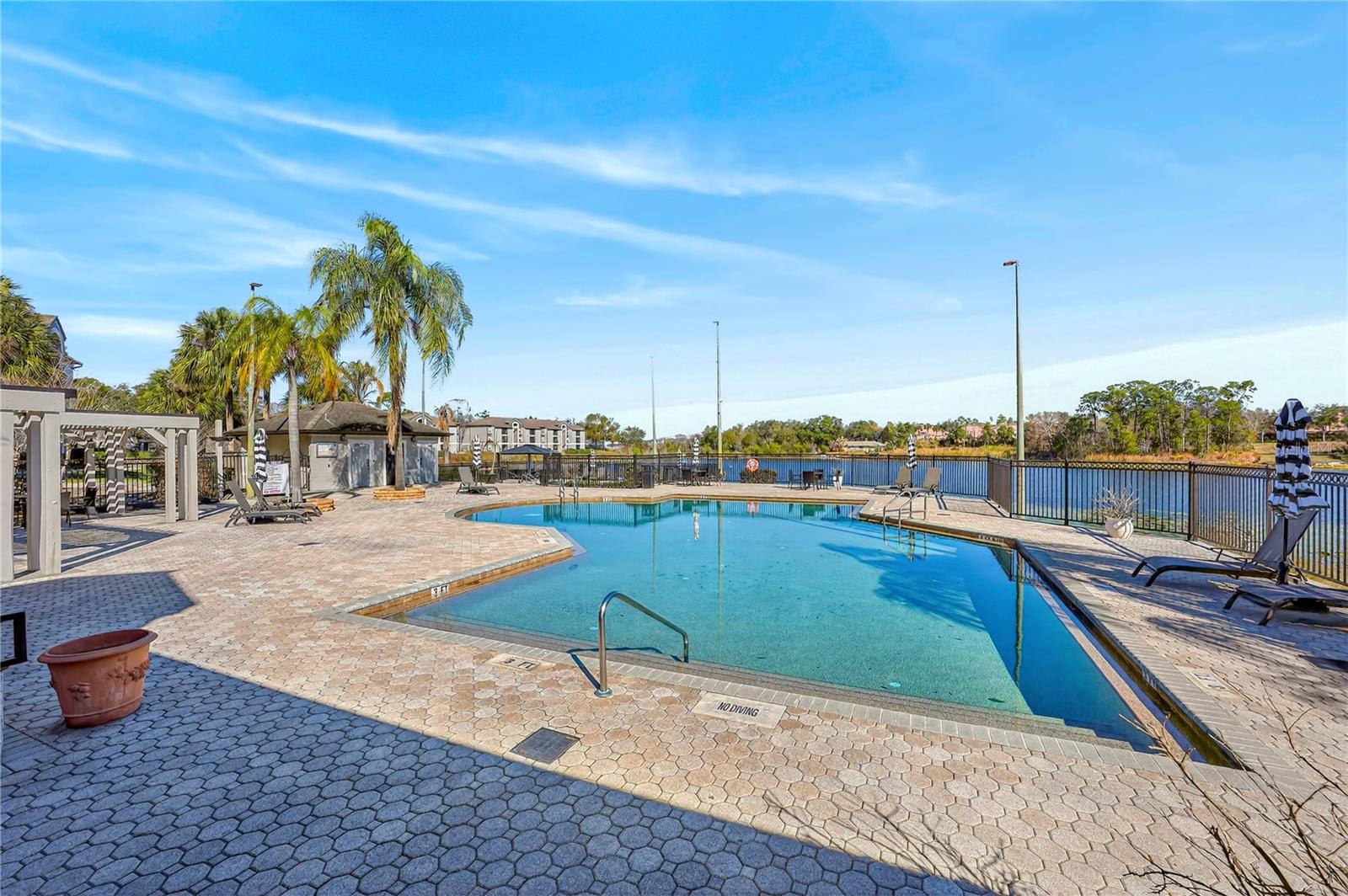 SANDLAKE PRIVATE RESIDENCES CONDO - Residential