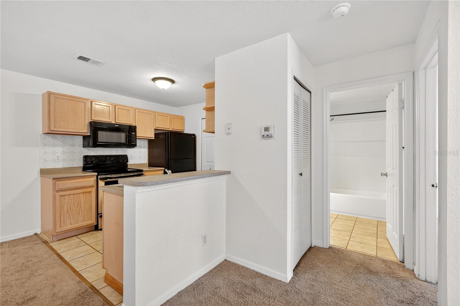 SANDLAKE PRIVATE RESIDENCES CONDO - Residential