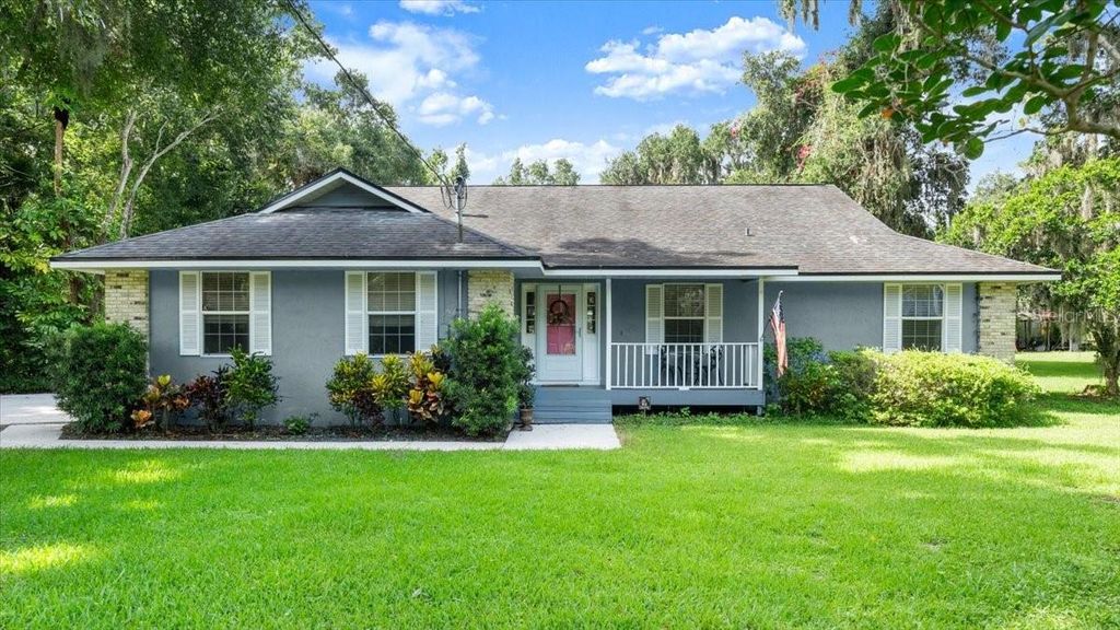 Photo of 2260 Pioneer Trail, New Smyrna Beach, FL 32168 (MLS # V4948203)