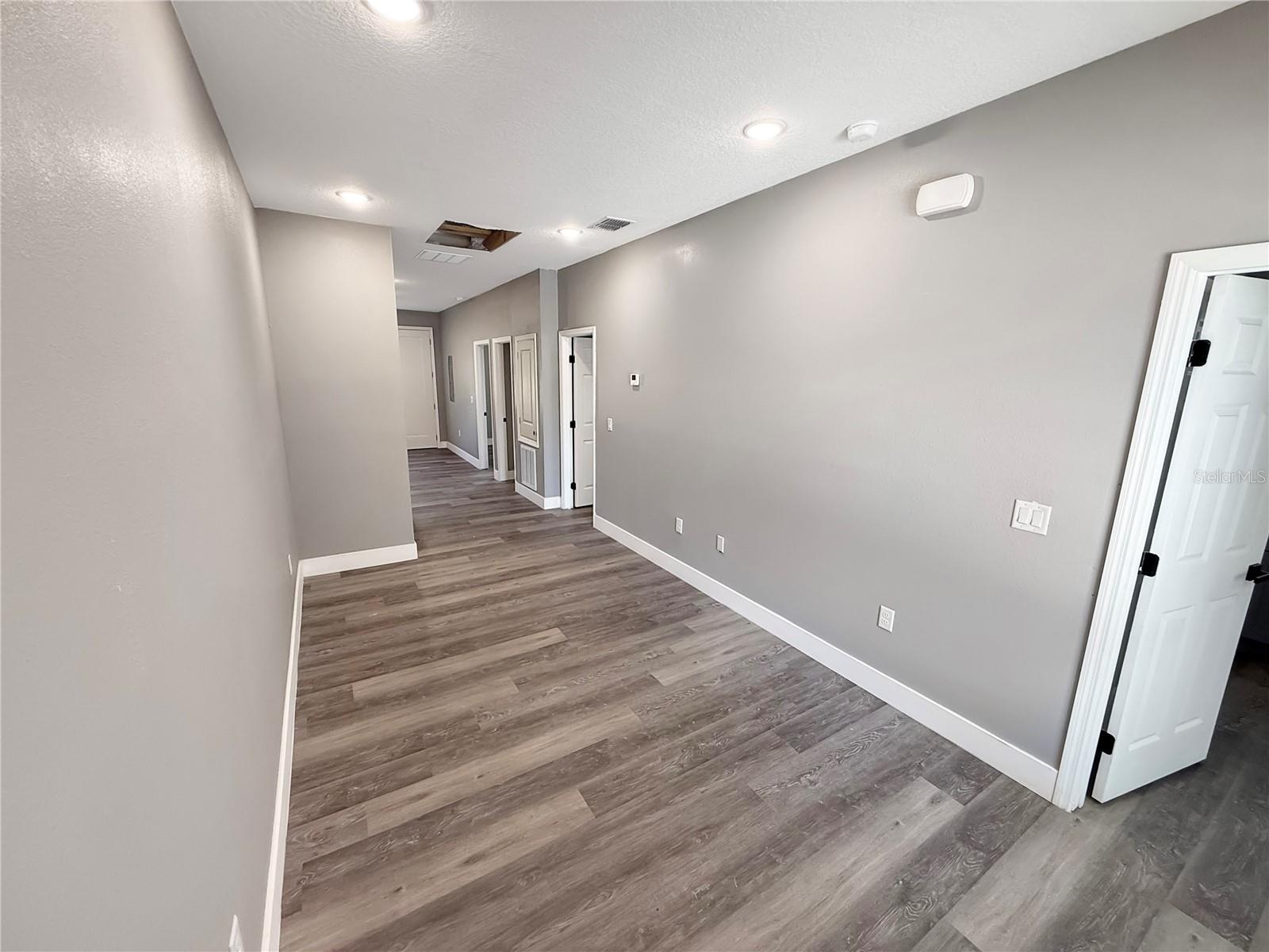 LAKE WALES LAND CO SUB - Residential Lease