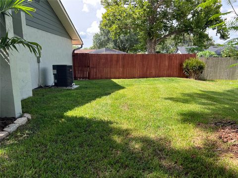 A home in WINTER HAVEN