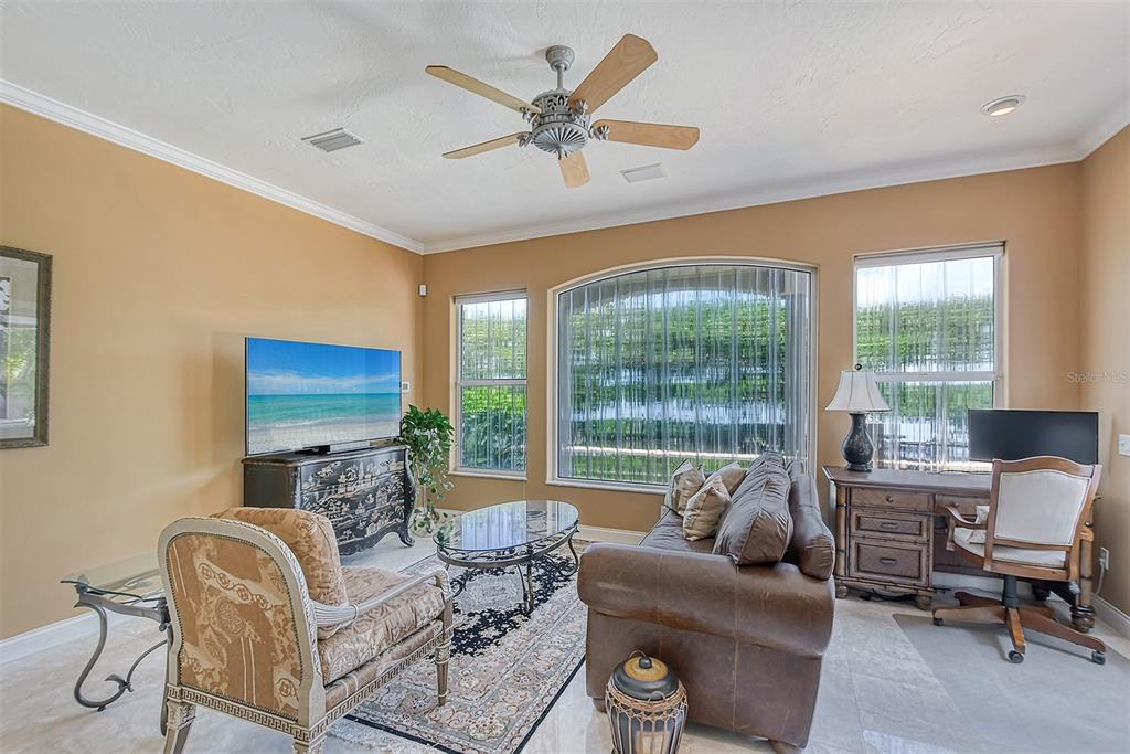 QUEENS HARBOUR - Residential