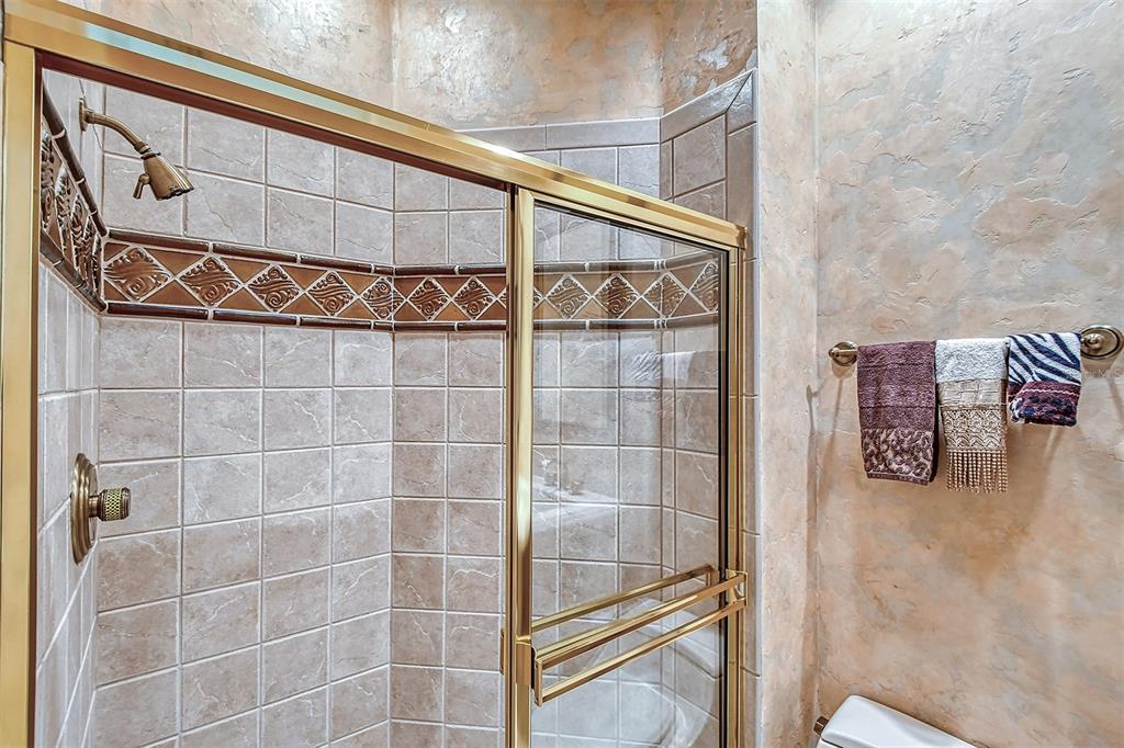 QUEENS HARBOUR - Residential