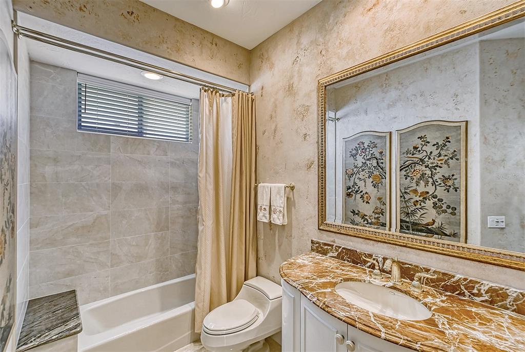 QUEENS HARBOUR - Residential