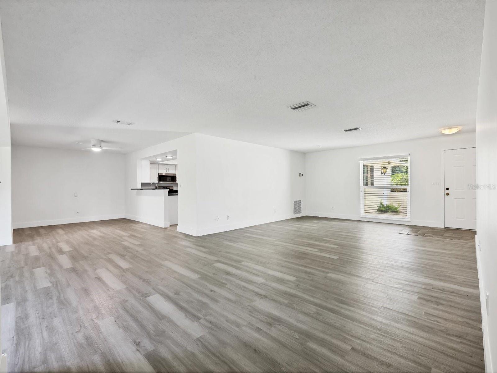 PALM-AIRE AT SARASOTA 11-A - Residential Lease