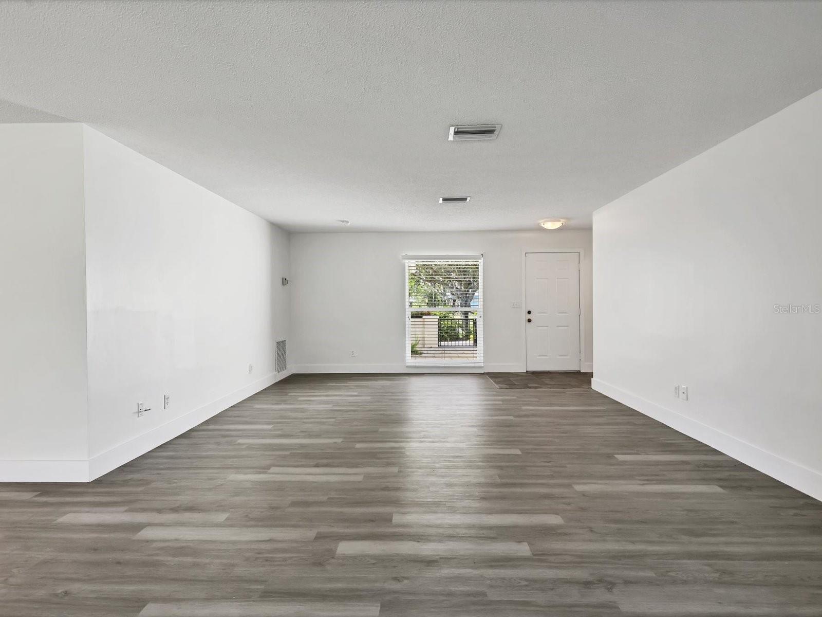 PALM-AIRE AT SARASOTA 11-A - Residential Lease