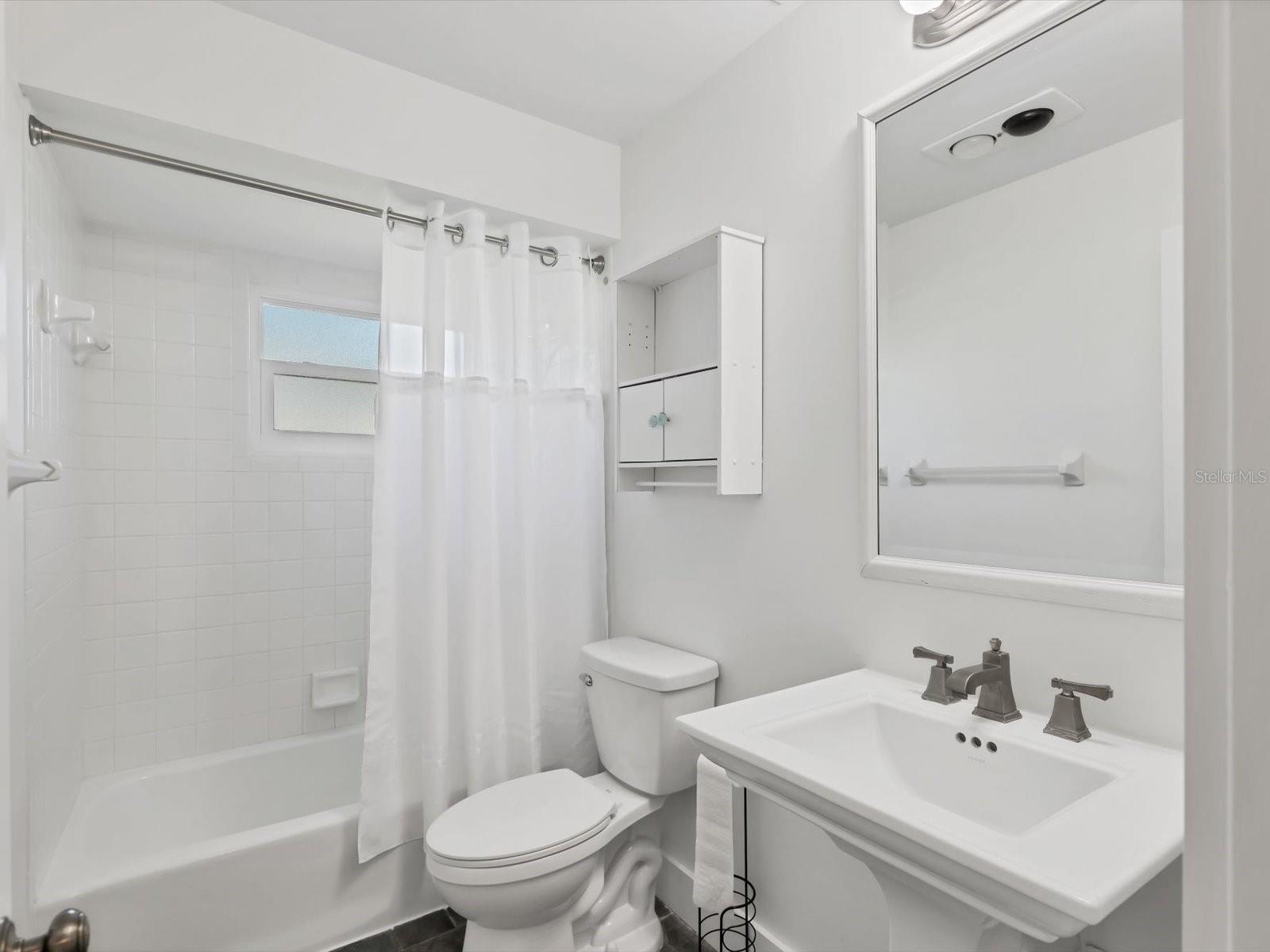PALM-AIRE AT SARASOTA 11-A - Residential Lease