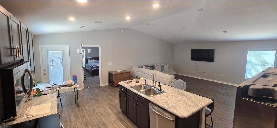 GENEVA LANDINGS - Residential