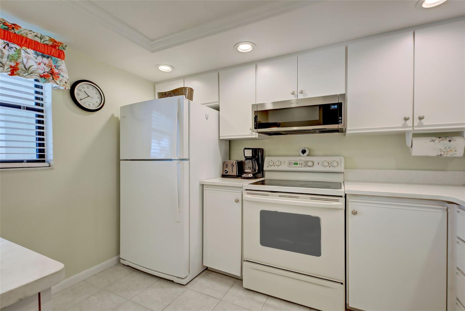 LAKES OF CAPRI - Residential