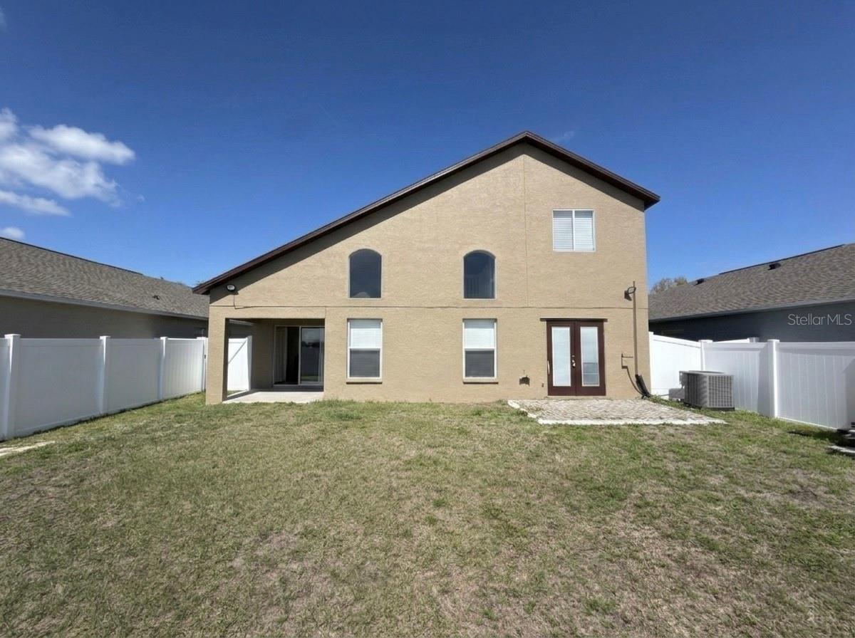 CARRIAGE POINTE PH 1 - Residential Lease