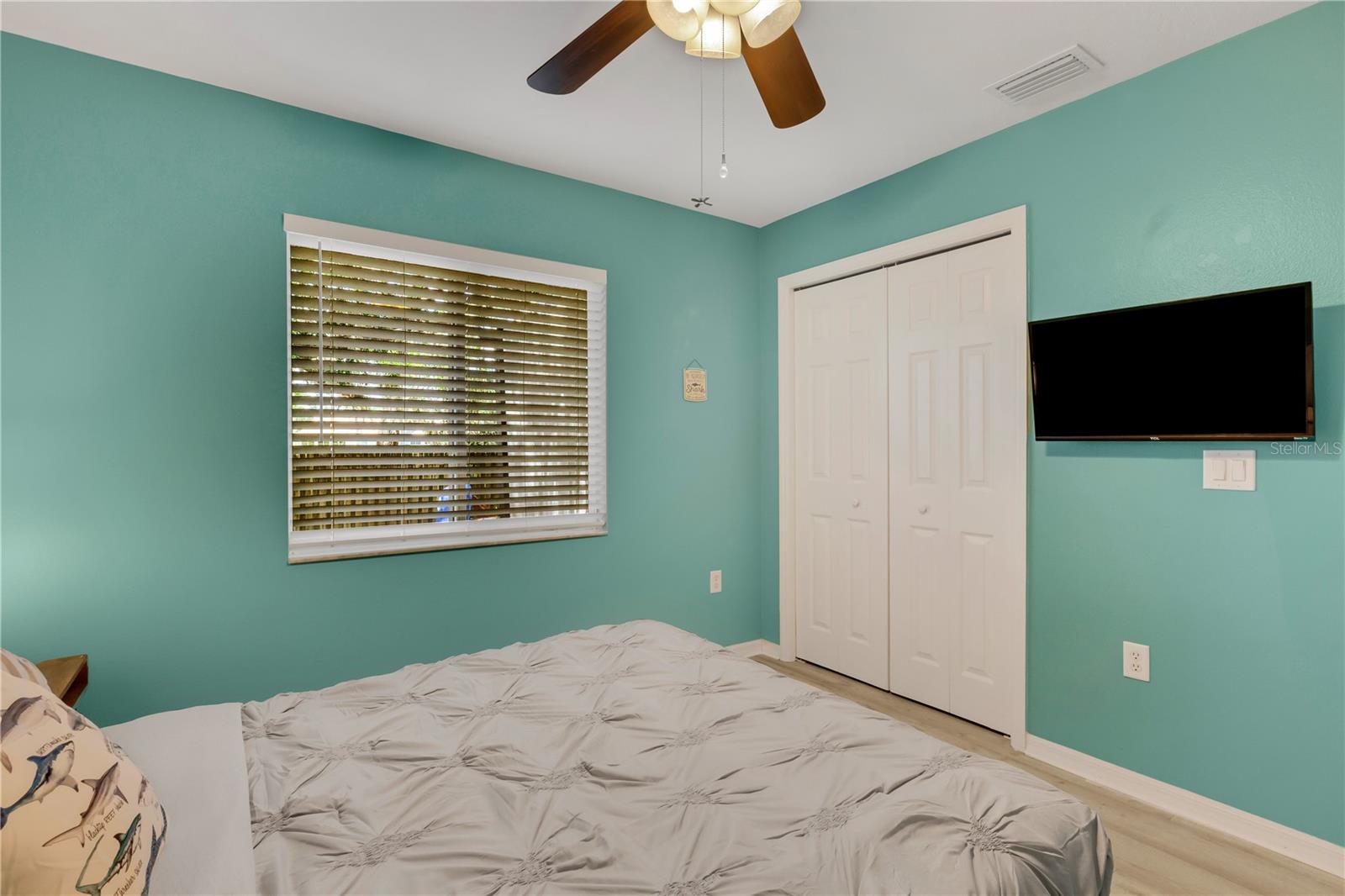 KENSINGTON OAKS - Residential