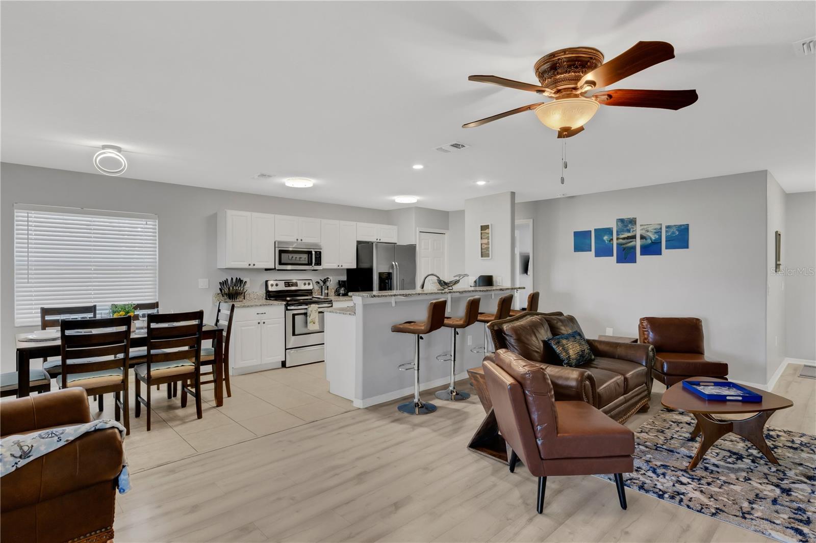 KENSINGTON OAKS - Residential