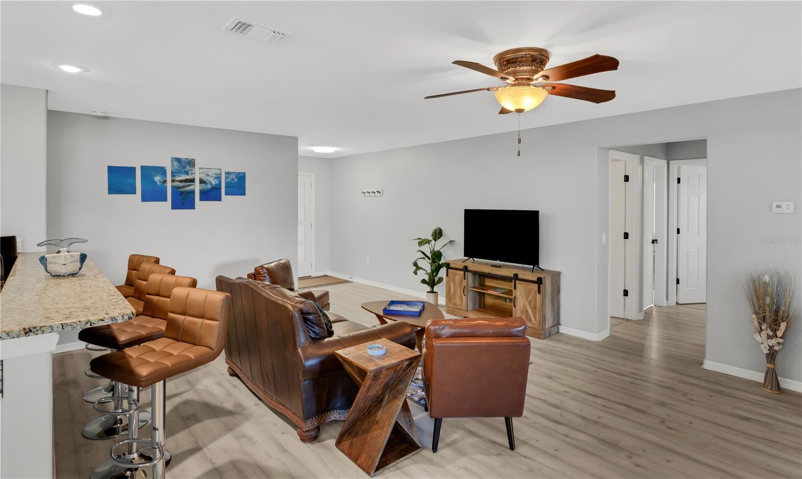 KENSINGTON OAKS - Residential